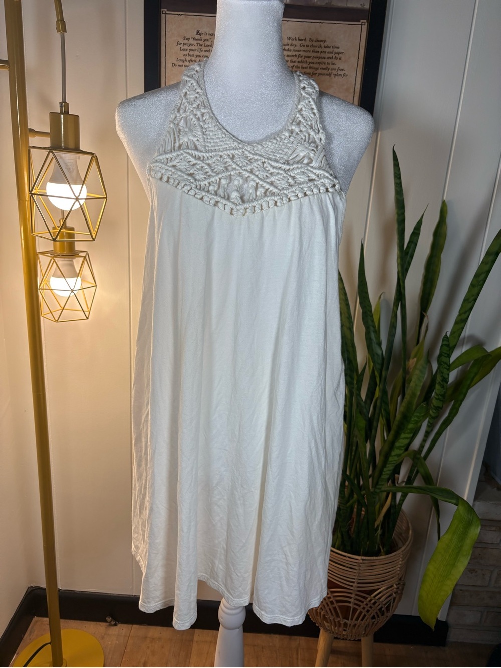 BILLABONG off white dress/cover up with crocheted/macrame top/razor back S